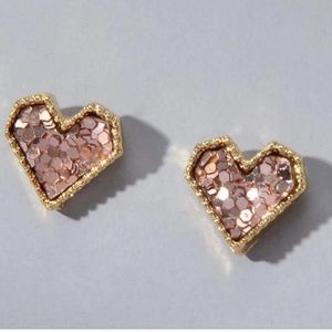 🆕️Adorable Pink Glitter & Golden Heart Earrings (Studs)